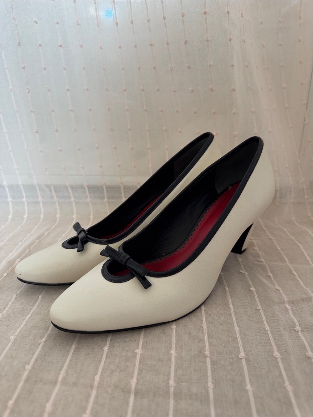 Reformation White Pumps with Black Trim and Bow